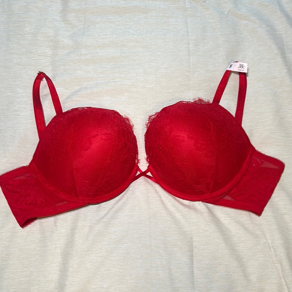Victoria's Secret Vibrant Red Lace Push-up Bra